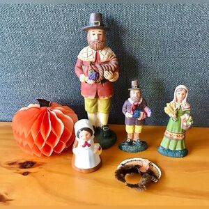 Lot Thanksgiving Fall Pilgrim People Table Decorations Paper Turkey & Pumpkin